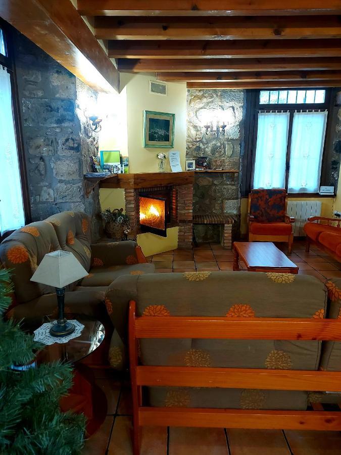 比略斯拉达德卡梅罗斯 Casa Rural El Quemao旅馆 外观 照片